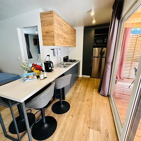 Mobilhome Luna Ii Biograd Na Moru