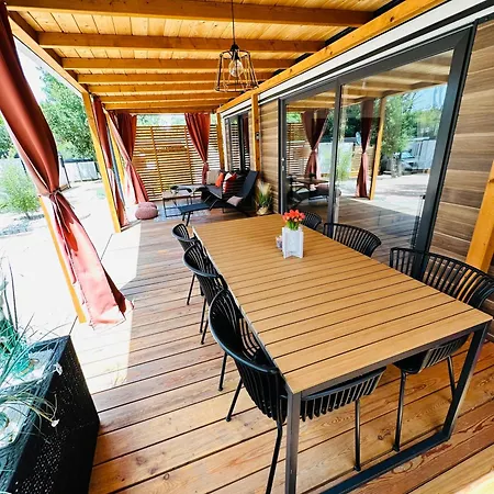 캠프장 Mobilhome Luna Ii