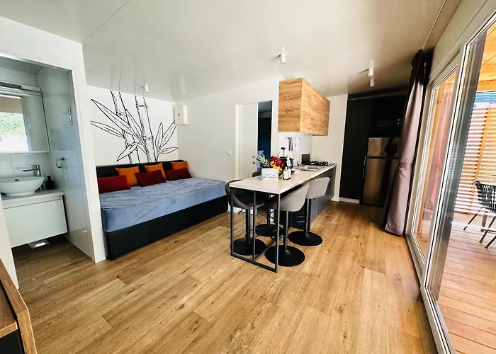 Camping Mobilhome Luna Ii